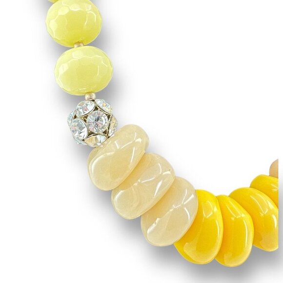 Chunky Graduated Lucite Beads with Rhinestone Spacer Womens Necklace - Picture 2 of 7